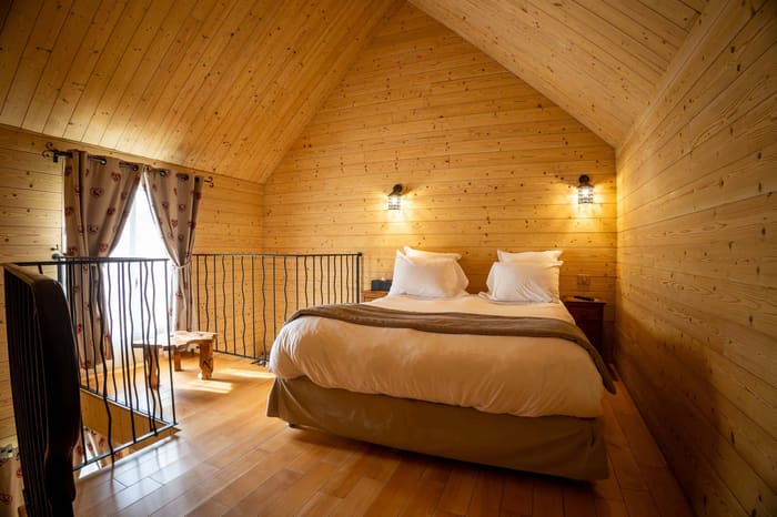 Chambre Chalet avec ambiance montagne et jacuzzi privatif proche de Paris