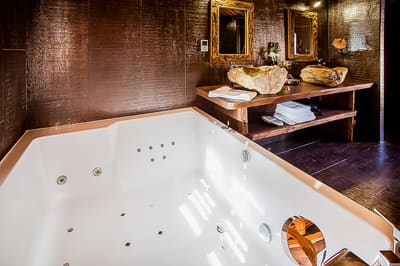 suite-exotique-jacuzzi-roof-top