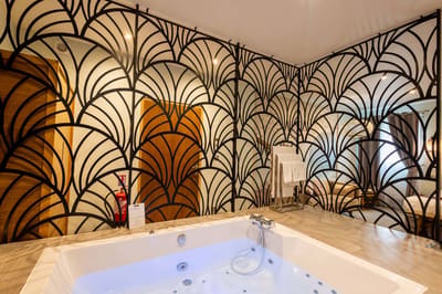 Suite Geisha du Clos des Vignes pour un week-end en couple avec jacuzzi privatif
